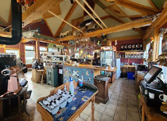 canada/gaspe-peninsula/restaurant/cafe-des-artistes