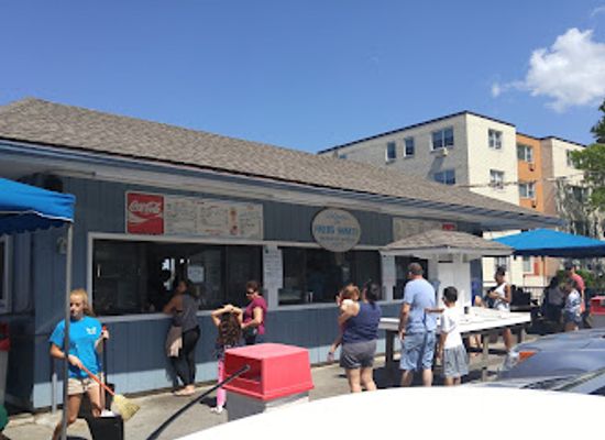 connecticut/new-london-county/restaurant/fred-s-shanty-restaurant