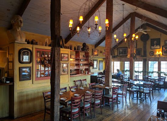 connecticut/litchfield-hills/restaurant/g-w-tavern