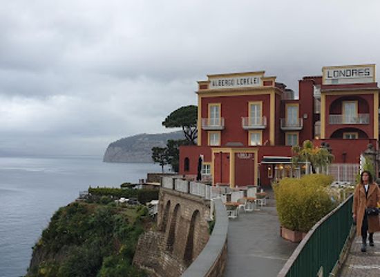 italy/sorrento/restaurant/ristorante-lorelei