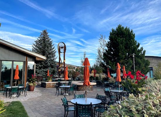 oregon/deschutes-county/restaurant/old-mill-district