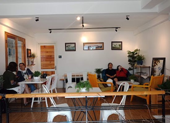 vietnam/dalat/langbiang-mountain/restaurant/trang-s-cookery-restaurant