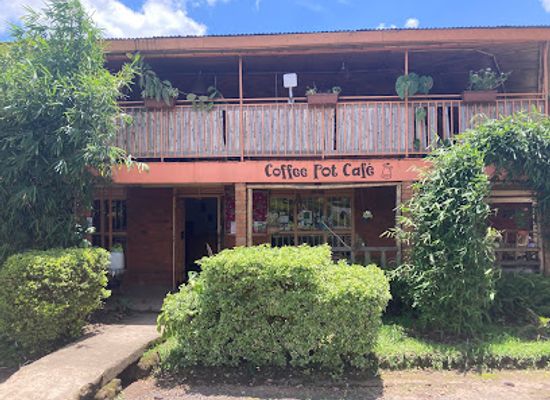 uganda/bwindi-impenetrable-national-park/restaurant/craft-shop-coffee-pot