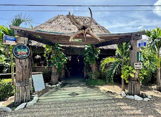 belize/cayo-district/restaurant/teaky-tavern