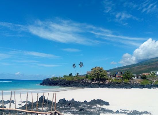 comoros/bimbini/restaurant/plage-de-chomoni