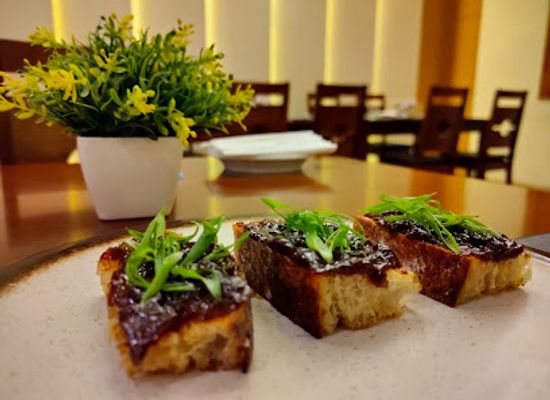 indonesia/sumatra/restaurant/the-upper-level