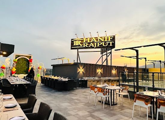 pakistan/islamabad/restaurant/hanif-rajput-rooftop-grill