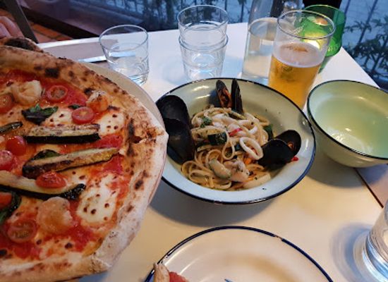 australia/kosciuszko-national-park/restaurant/la-famiglia