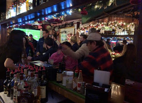 maine/mount-katahdin/restaurant/blue-ox-saloon