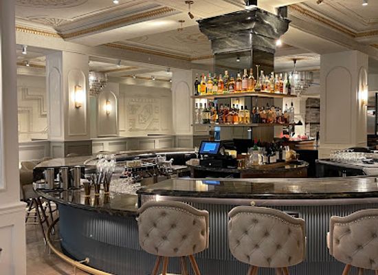 iowa/des-moines/downtown-des-moines/restaurant/proudfoot-bird