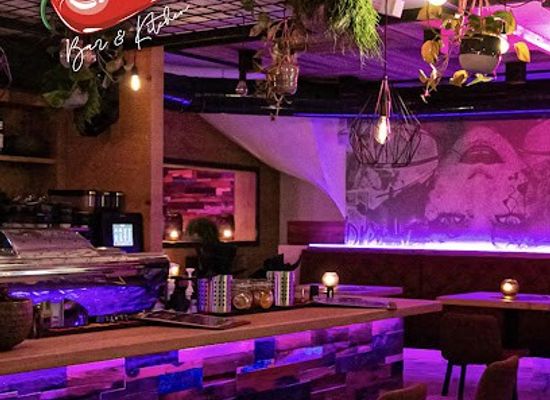 austria/zell-am-see/restaurant/chillas-bar-kitchen