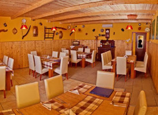 hungary/zemplen-mountains/restaurant/szephalmi-kerek-csarda