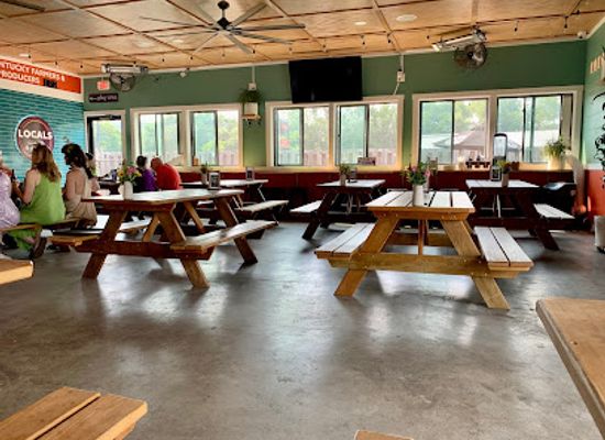 kentucky/frankfort/restaurant/locals-food-hub-pizza-pub