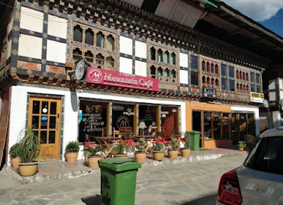 bhutan/mongar/restaurant/mountain-cafe