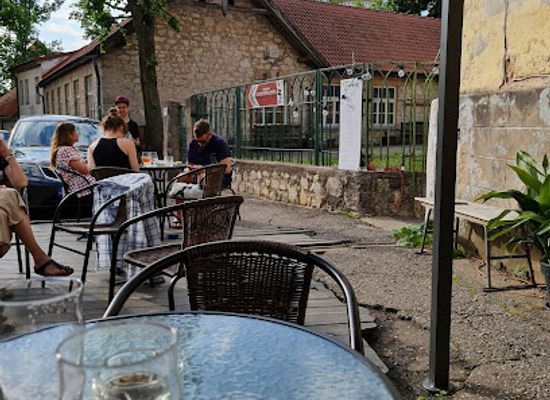 latvia/cesis/restaurant/trimpus-craft-brewery-taproom