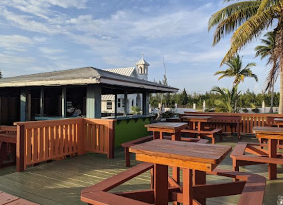 the-bahamas/lucaya/restaurant/terry-s-conch-salad-stand