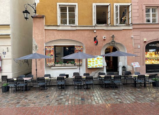 poland/warsaw/old-town/restaurant/gosciniec-polskie-pierogi