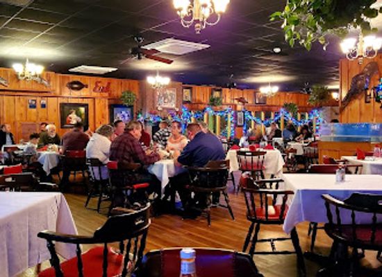 louisiana/cajun-heartland/restaurant/poor-boy-s-riverside-inn