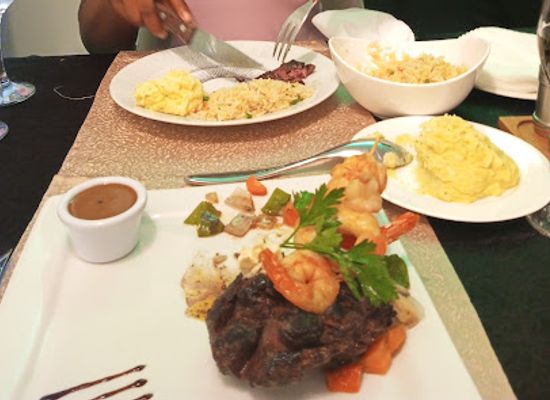 nigeria/gwari/restaurant/355-steakhouse-lounge