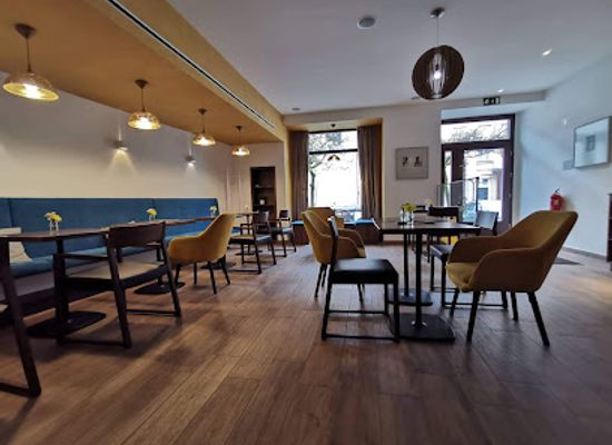slovenia/celje/restaurant/kavarna-presernova-15