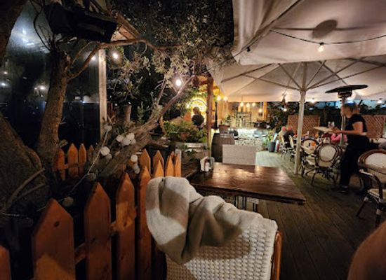 israel/tel-aviv/restaurant/baba-yaga