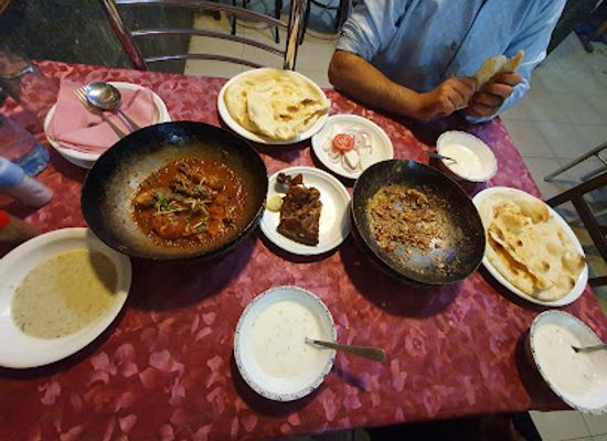 pakistan/abbottabad/restaurant/kalay-khan-restaurant-bbq