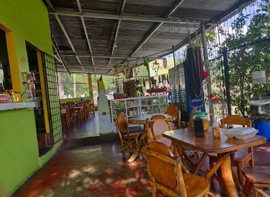honduras/santa-barbara-region/restaurant/comedor-tinita