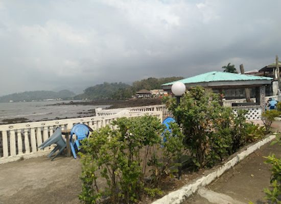 cameroon/bimbia-beach/restaurant/limbe-mars-snack-bar