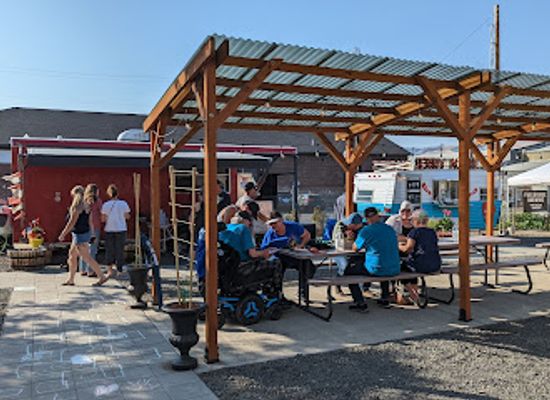 oregon/the-dalles/restaurant/smoke-wring-bbq