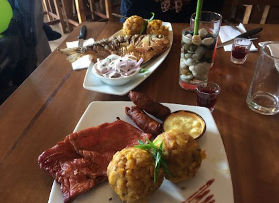 peru/south-coast/restaurant/mar-y-selva-cocina-amazonica-fusion