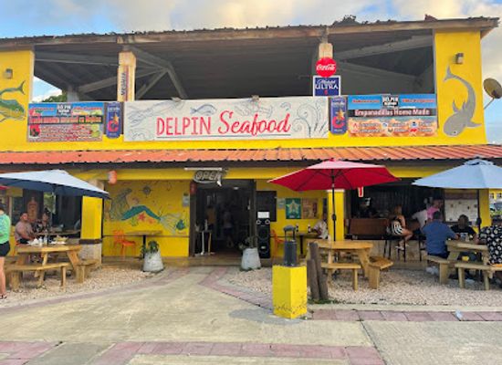 puerto-rico/isabela/restaurant/delpin-sea-food