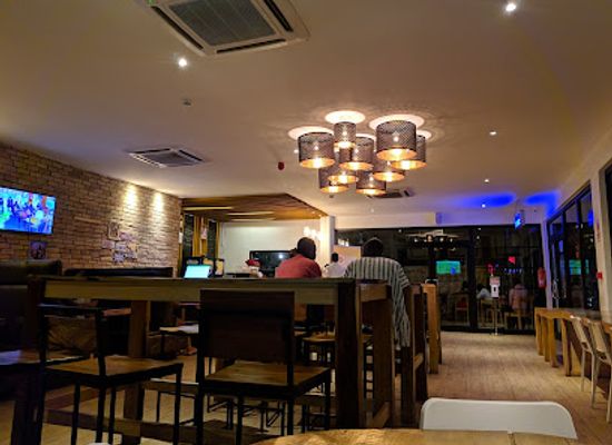 ghana/ashanti-region/restaurant/starbites-asokwa