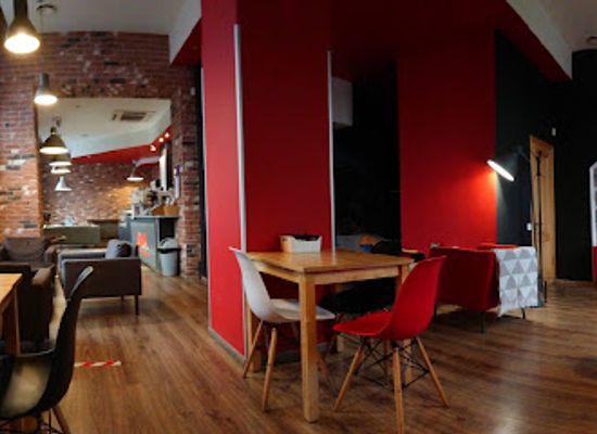 latvia/daugavpils/restaurant/luna