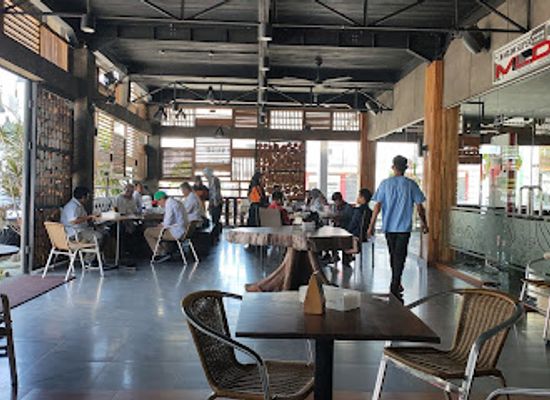 indonesia/gorontalo/restaurant/kingdom-foodcourt-coffee-toffee