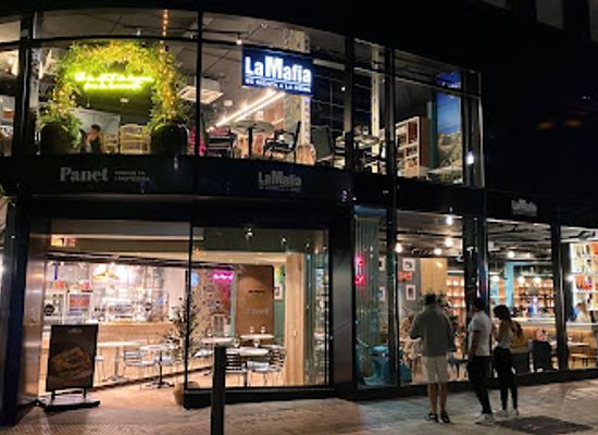 andorra/escaldes-engordany/restaurant/la-mafia-se-sienta-a-la-mesa
