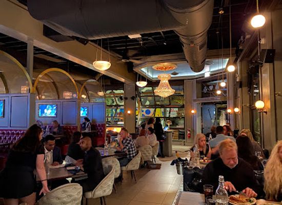 illinois/northwestern-illinois/restaurant/the-whale