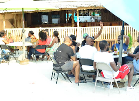 gabon/pikounda-gorilla-camp/restaurant/restaurant-okande