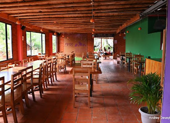 ecuador/mindo/restaurant/el-quetzal-de-mindo-with-chocolate-tour