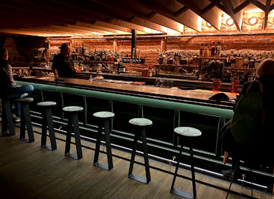 washington/spokane/restaurant/hunt
