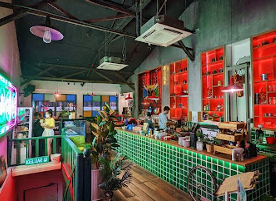 malaysia/johor/restaurant/merah-kitchen-bar