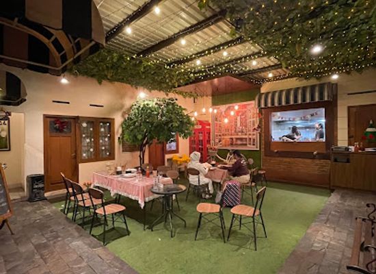 indonesia/bandung/restaurant/keuken-van-elsje