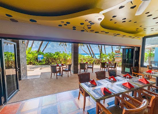 maldives/gulhi-island/restaurant/aveli-restaurant