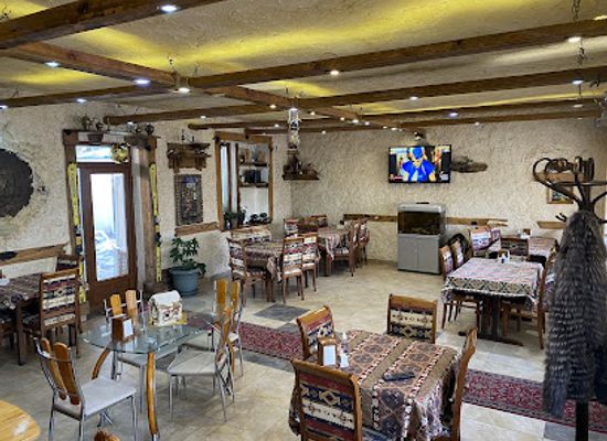 armenia/kotayk/restaurant/u-emmy