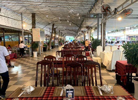 vietnam/mekong-delta/restaurant/nha-hang-khach-san-van-phat-riverside