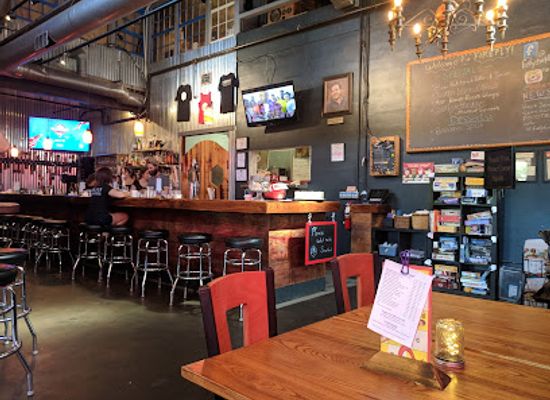 virginia/charlottesville/restaurant/firefly-restaurant-game-room