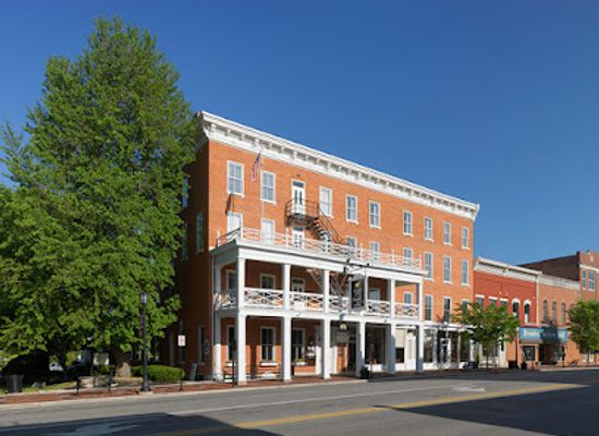 ohio/appalachian-ohio/restaurant/the-golden-lamb-restaurant-hotel