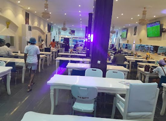 cameroon/littoral/restaurant/restaurant-wouri-5-etoiles