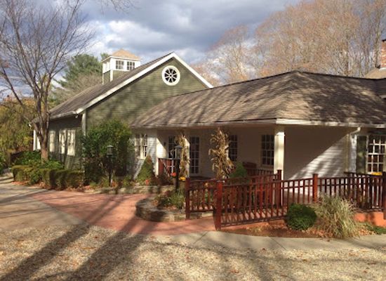 connecticut/windham-county/restaurant/grill-37