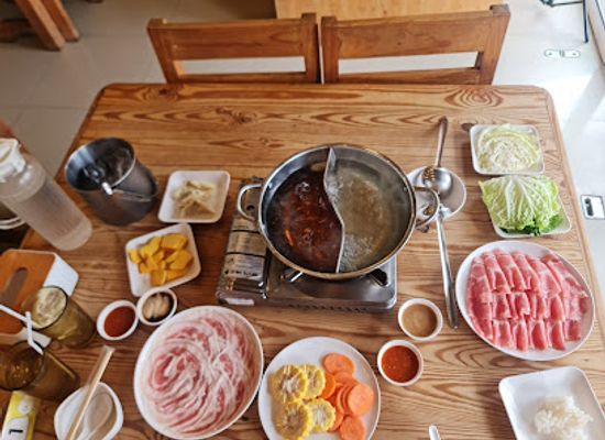thailand/udon-thani/restaurant/kinn-s-the-buta-udon-thani