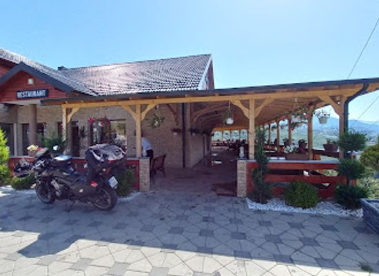 kosovo/karadak/restaurant/restaurant-troya